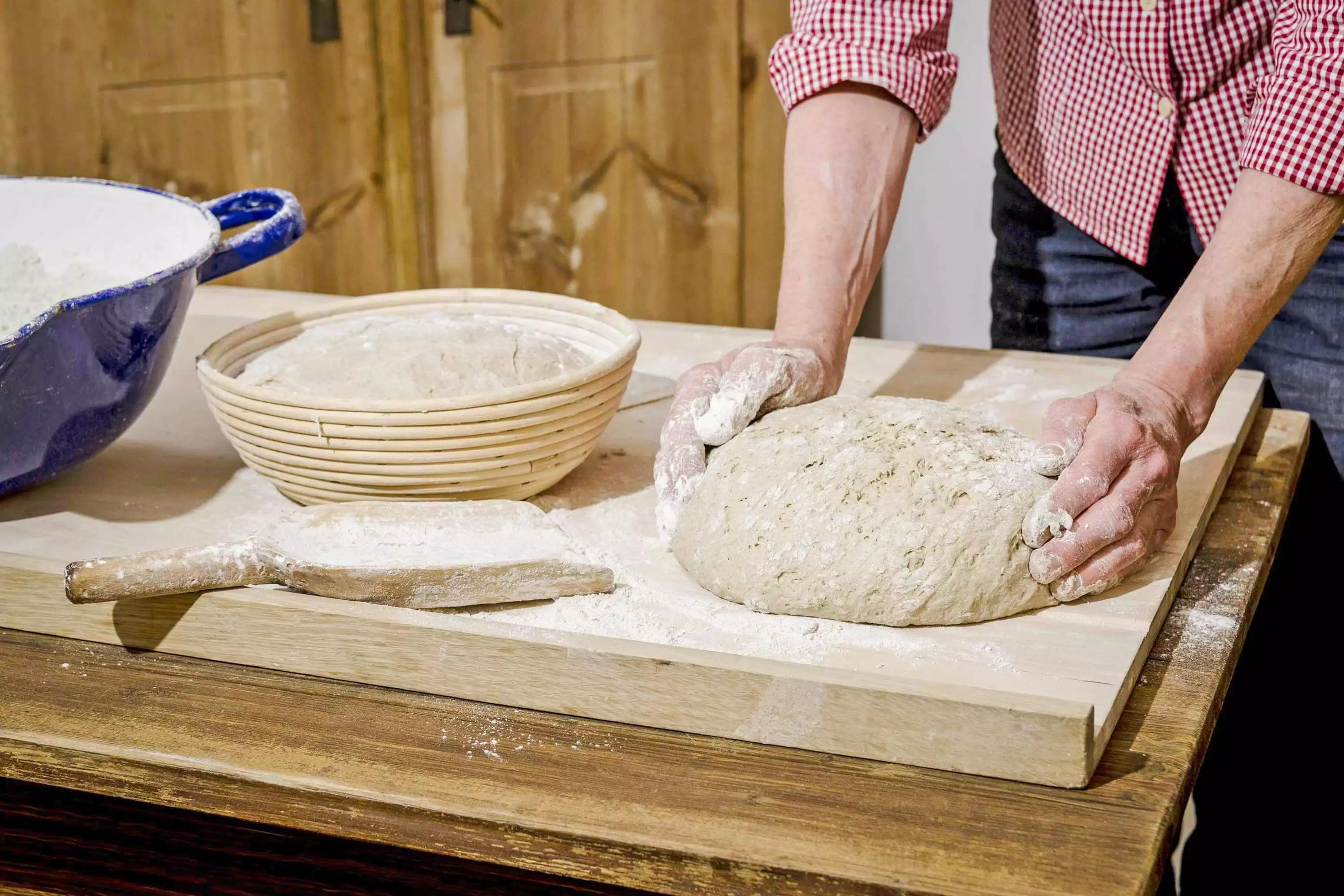 Schmankerl-Kastl oberbayerische Spezialitäten regionale Herkunst Brötchenservice