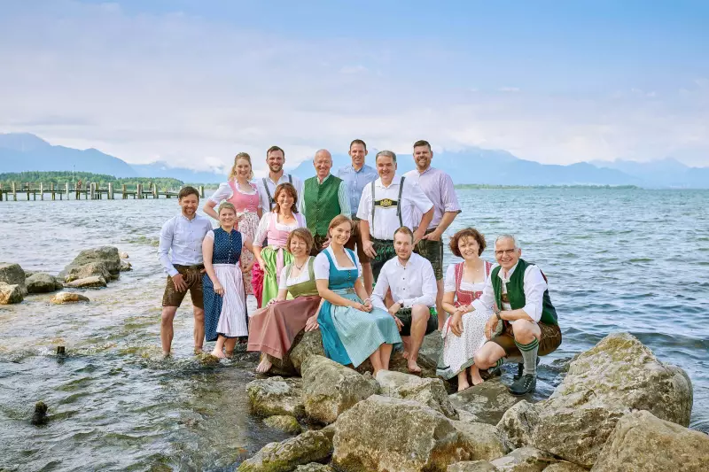 ChiemseeBauern - Die exklusiven Höfe am Chiemsee Lohner-Hof Grilling Bauernhofurlaub Landurlaub Familie Maier